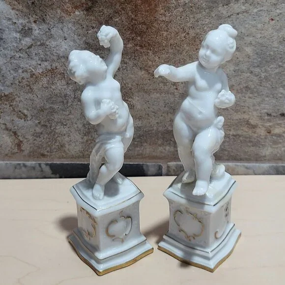 Vintage Pair Hutschenreuther Porcelain Cherubs Putti Four Seasons Figurine